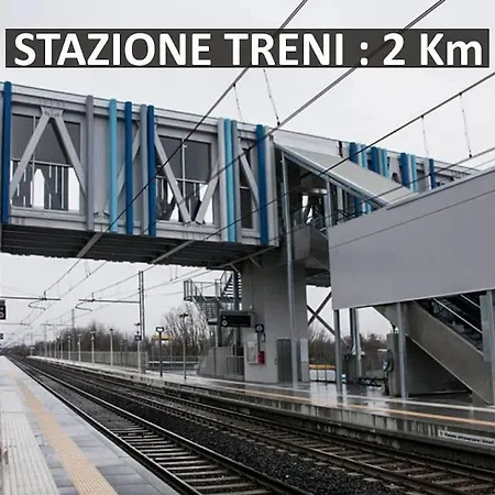 Finestre Verdi Appartamento Con Parcheggio Ronchi Dei Legionari Esterno foto
