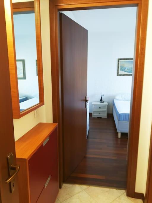 Finestre Verdi Con Parcheggio Apartment