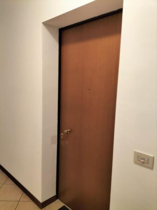 Apartment Finestre Verdi Con Parcheggio